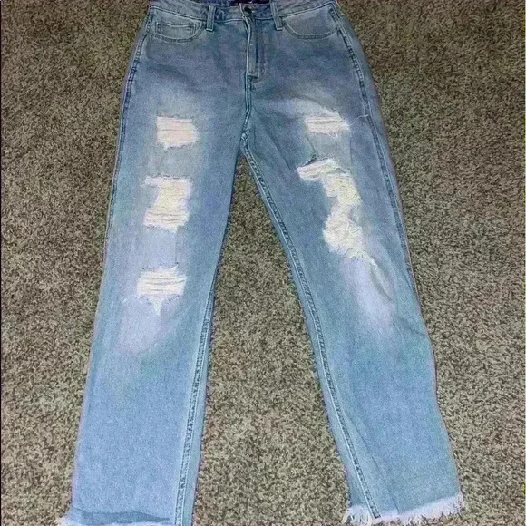 Hollister Denim - Hollister High Rise Mom Jeans